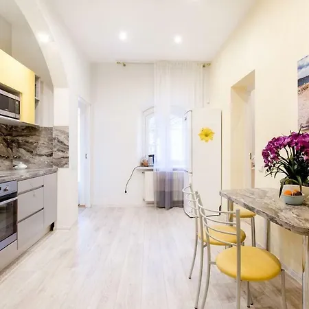 Very Central Penthouse * Ταλίν